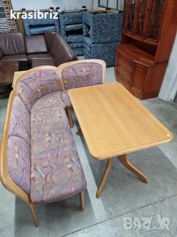 Масивен Кухненски Ъгъл с Разтегателна Маса-внос от Германия!, снимка 2 - Дивани и мека мебел - 48964448