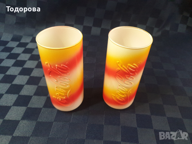 Оригинални рекламни чаши на  Coca Cola от цветно стъкло , снимка 2 - Чаши - 44790018