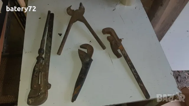 Стари инструменти