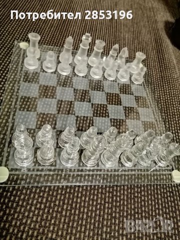 Стъклен шах от 90-те, 20х20 , снимка 1 - Шах и табла - 39270874