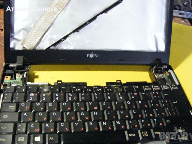 Лаптоп за части Fujitsu LifeBook P702, снимка 14 - Части за лаптопи - 36082329