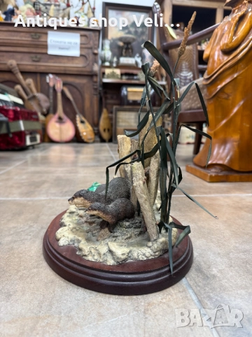 Детайлна колекционерска фигура Видри №7685, снимка 4 - Антикварни и старинни предмети - 52653028