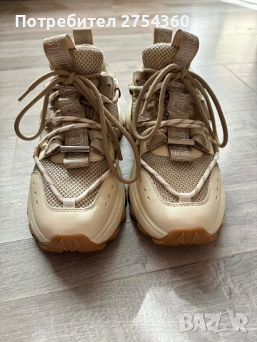 Обувки Steve Madden , снимка 2 - Маратонки - 54105895