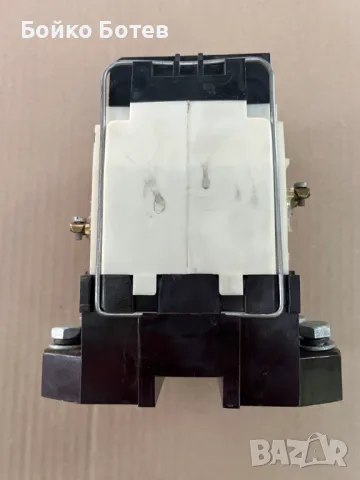 контактори V100, снимка 8 - Резервни части за машини - 49971563