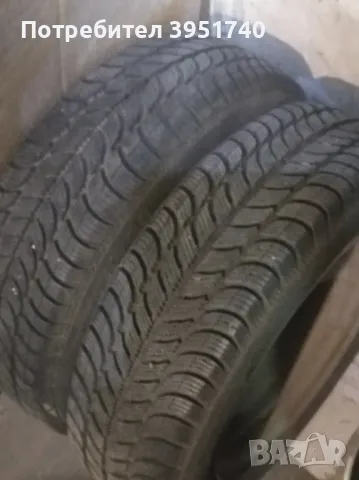 комплект от 2 зимни гуми с размер -175/65 R14 с железни джанти