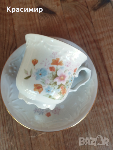 Деликатен сервиз за еспресо, произведен от Karolina или Jarolina в Полша, снимка 3 - Сервизи - 44698033