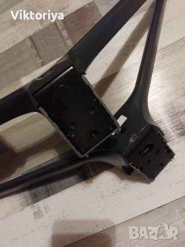 Стойка за телевизор, снимка 2 - Стойки, 3D очила, аксесоари - 39591841