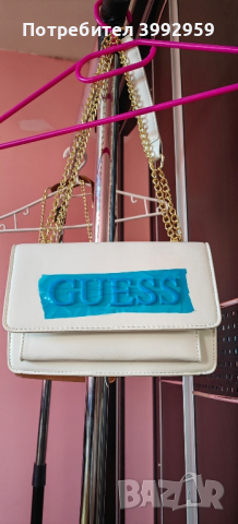 Чисто нови чанти на  Guess - бяла, кафява, черна и зелена., снимка 2 - Чанти - 44291649