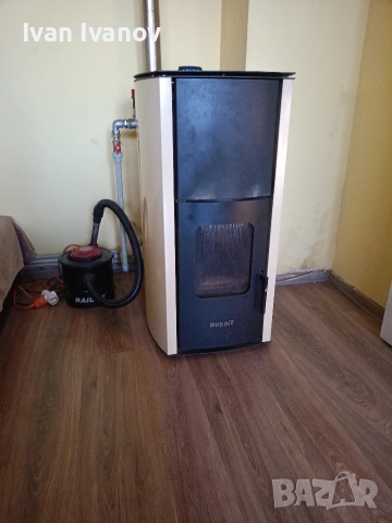 Пролетна камина.