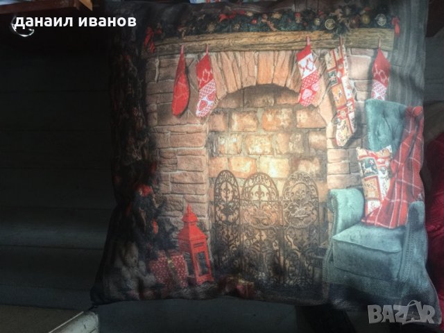 Коледна възглавница. Мотив камина 65/65 см, снимка 1
