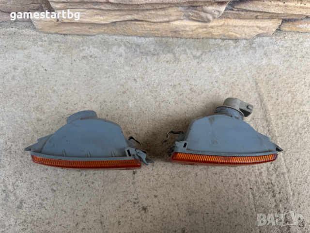 Предни мигачи за VW Golf 3, снимка 2 - Части - 53108671