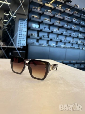 очила с черен обикновен калъф и ув защита Dolce Gabbana prada, снимка 4 - Слънчеви и диоптрични очила - 51306330