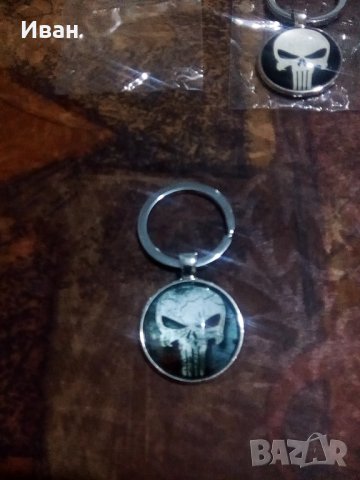 Ключодържател метален с емблема череп 3 модела , снимка 3 - Други - 29852214