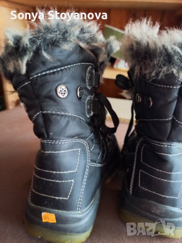 Апрески, снимка 2 - Бебешки боти и ботуши - 38143139