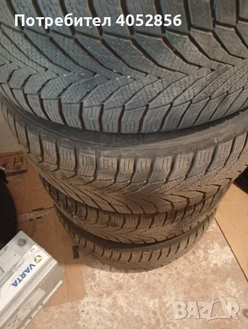 Зимни гуми Nexen 225/45 R17, снимка 2 - Гуми и джанти - 55790218