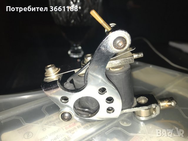 Две хубави машинки за татуиране Tattoo machine , снимка 4 - Комплекти и лотове - 39887501