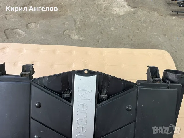 Капака над двигателя за Mercedes C-class W203 / CLK W209 (M112 3.2i), снимка 4 - Части - 56053156