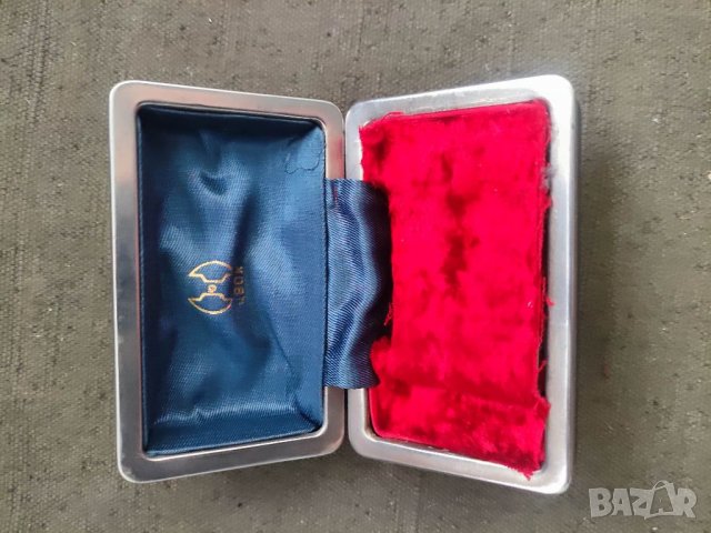 Продавам малка кутия Волга, снимка 2 - Други ценни предмети - 37220461