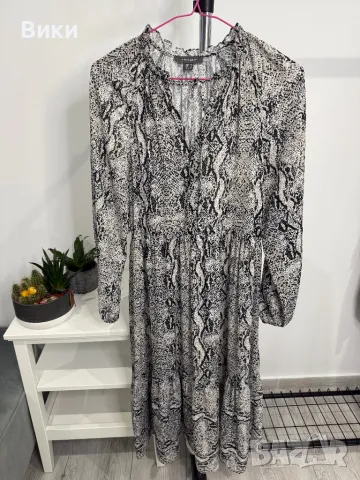 Красива рокля в размер М, снимка 11 - Рокли - 48152533