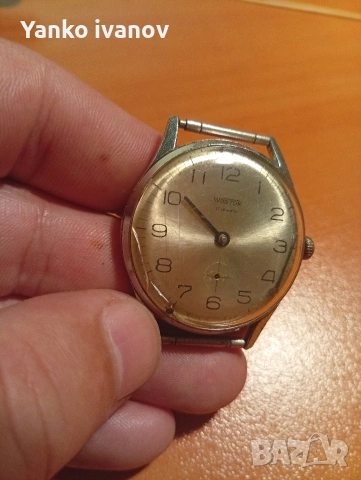 Wostok ръчен часовник, снимка 2 - Антикварни и старинни предмети - 54000318