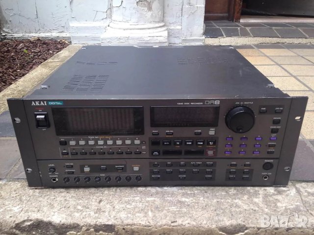  Akai DR8 - 8 канален цифров рекордер