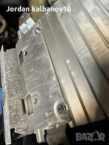 Лява стойка или поставка за модули на Ауди Audi A8 D4 H4 само за 30Eur. 4H0035536A, снимка 2 - Части - 53308410