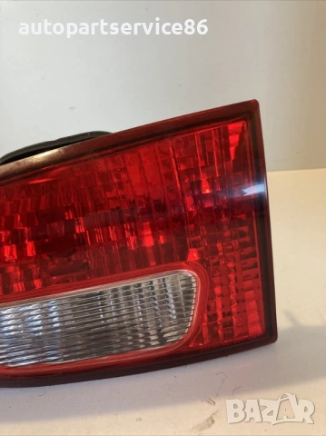 Заден десен вътрешен стоп-светлина за Subaru Tribeca 3.0 V6 (2009) , снимка 2 - Части - 54252202