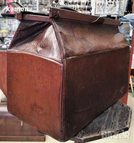 Докторска чанта,куфар крокодилска кожа, снимка 3 - Антикварни и старинни предмети - 30775166
