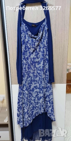 дълга бална рокля