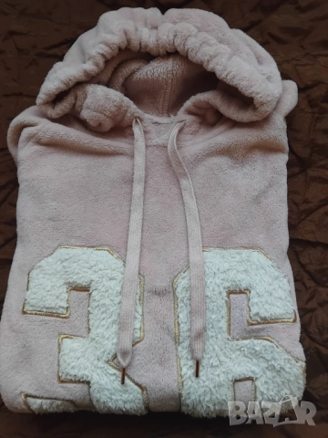 Дамски поларен суичър в нежно розов цвят