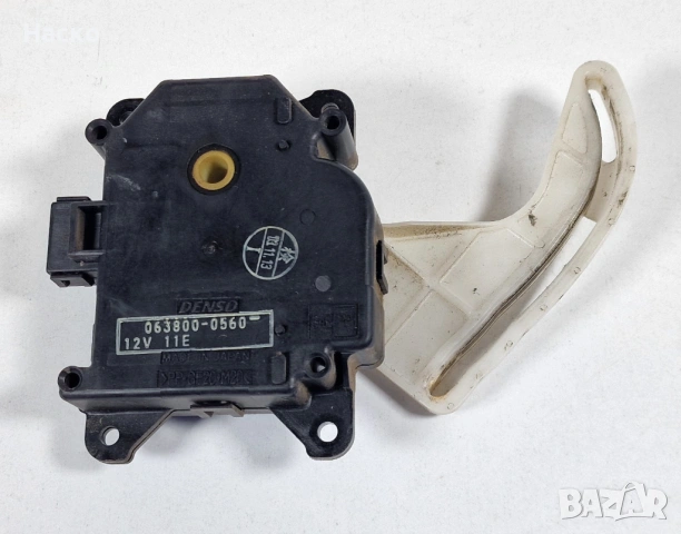 Моторче Клапа Клапи Парно Климатик Климатроник Toyota Corolla Verso Тойота Корола Версо 063800-0560