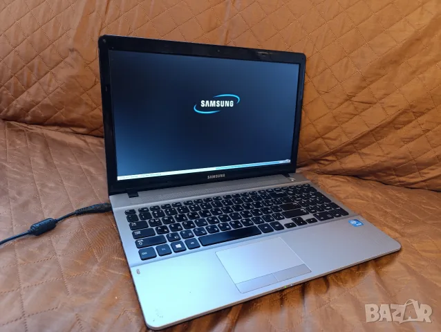 лаптоп Samsung ., снимка 3 - Лаптопи за дома - 55998699