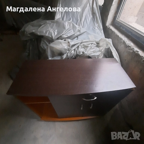 Дървен кафяв шкаф, снимка 3 - Шкафове - 52075517