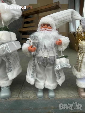 Дядо Коледа в различни размер, снимка 13 - Декорация за дома - 52459669