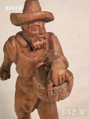 дървена статуетка сеяч дърворезба 19/4, снимка 2 - Статуетки - 49168118