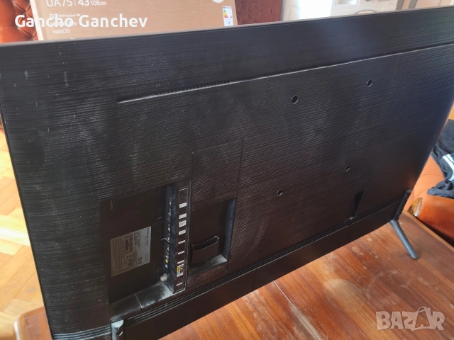 LED Телевизор Samsung UE49NU7102K за части, снимка 2 - Телевизори - 54181838