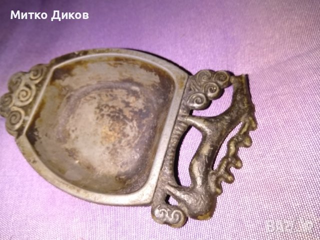 Пепелник маркиран отпреди много много години калаен 120х74х15мм, снимка 6 - Антикварни и старинни предмети - 42614802