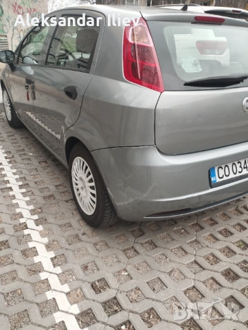 Продавам Фиат Пунто 1.2 бензин , снимка 3 - Автомобили и джипове - 53738318