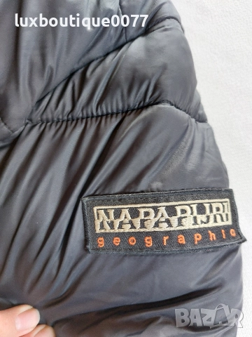 Използвано в много добро състояние мъжко зимно пухено яке Napapijri M , снимка 4 - Якета - 52866552