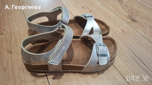 Сандали Geox, снимка 2 - Детски сандали и чехли - 54305371