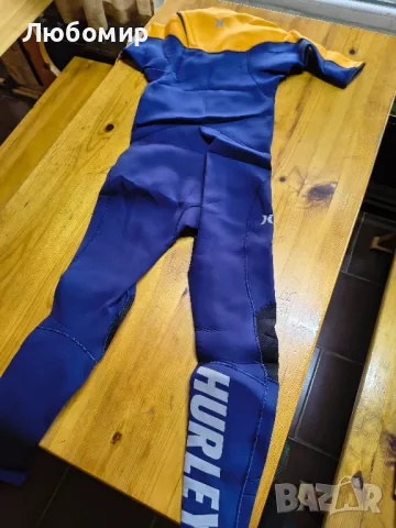 Неопренов костюм Hurley ADVANT S размер Цялостен костюм за сърф, снимка 2 - Водни спортове - 50223297