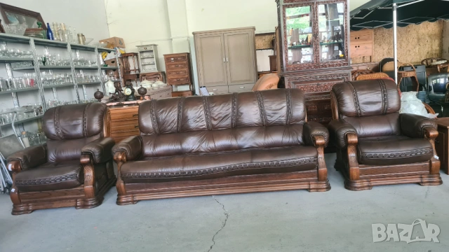 Аристократична кожена гарнитура 3+1+1, снимка 8 - Дивани и мека мебел - 54205309