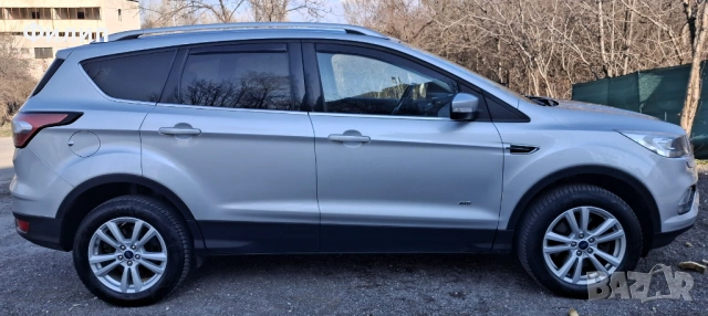 Ford Kuga 2.0 TDCi 150 PS 4x4, снимка 5 - Автомобили и джипове - 53926127