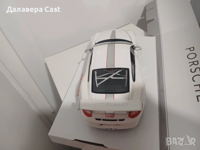 1/18 Porsche 911 GT3 rs 4.0  Bburago , снимка 7 - Колекции - 54361838