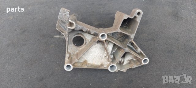 Стойка Генератор Форд Фокус (1) 1.8 - Лапа Генератор Форд Фокус - Фиеста N, снимка 4 - Части - 40326811