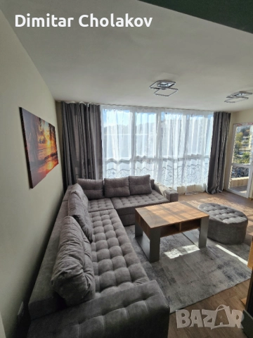 Продавам тристаен апартамент с огромна тераса и гледка над Била 