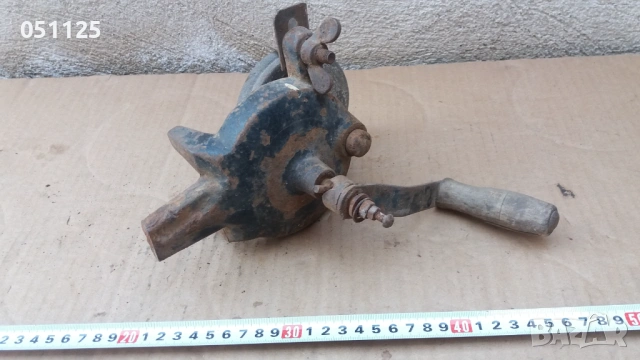 старо точило за ножове - ръчно , снимка 11 - Антикварни и старинни предмети - 54034153