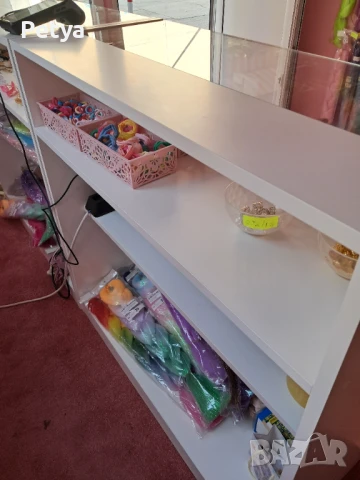 Щанд витрини със стъкло , снимка 3 - Стелажи и щандове - 51175152