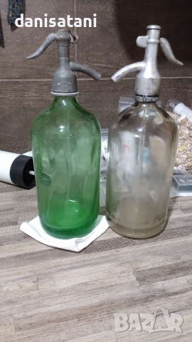 Стари бутилки/шишета за газирана вода