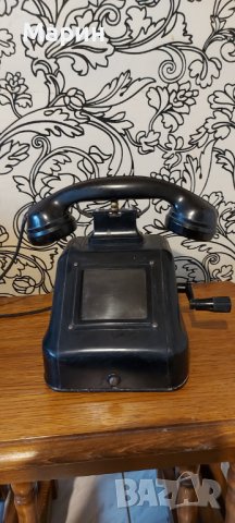 Стар телефон, снимка 1 - Антикварни и старинни предмети - 39802392